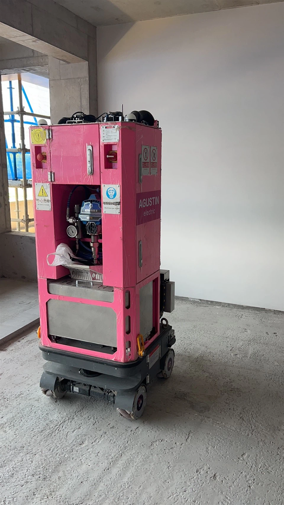 Roboter in Innensprühen
